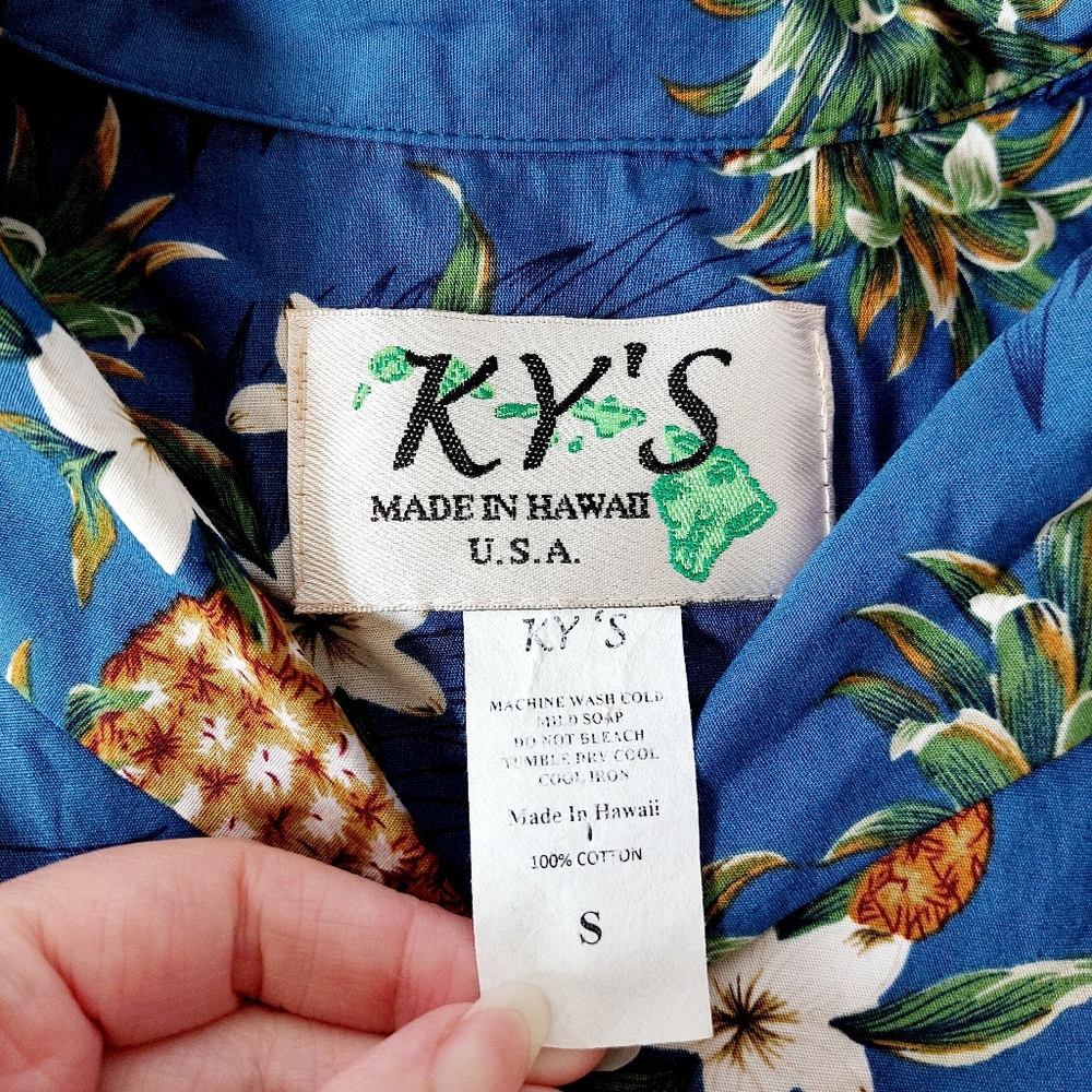 Pineapple & Plumeria Flower Blue Hawaiian Shirt size Small Ky's Hawaii Magnum PI - Picture 3 of 5